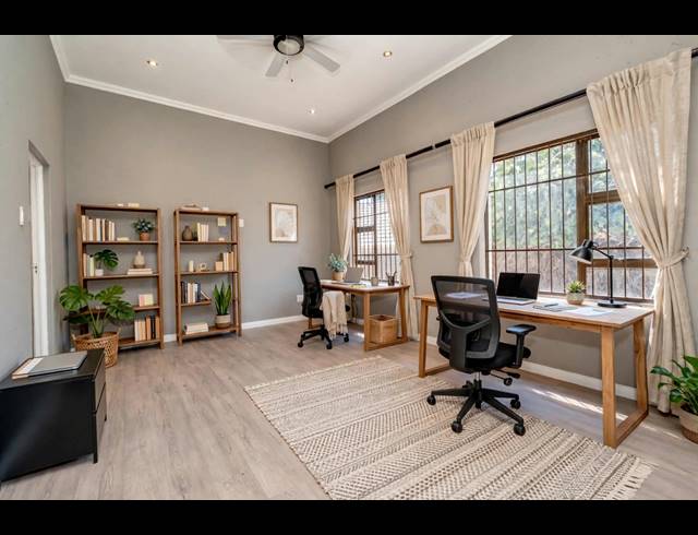 5 BEDROOM HOUSE FOR SALE IN KLEVEHILL PARK